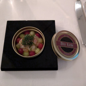 試食会
一番上のコース
前菜　キャビア|723871さんのアルテリーベ横浜本店の写真(2444962)