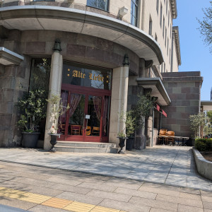 建物外観と前の通りの様子|723871さんのアルテリーベ横浜本店の写真(2444950)