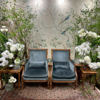 メインの装花で色味だけ伝えて花の種類などはお任せしました。