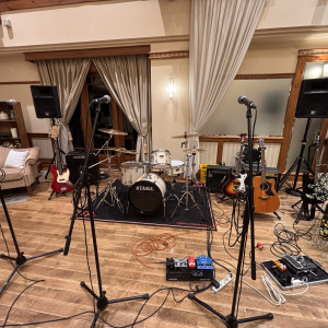 余興でバンド演奏もできました。(写真はセットした様子)|724356さんのOrange Vert（オランジュ：ベール）●BRASSグループの写真(2447520)