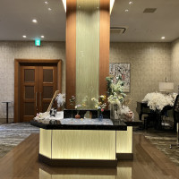 披露宴会場外、トイレまでの新郎新婦紹介コーナー