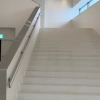 大階段（屋内）