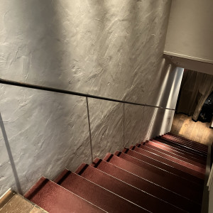2階披露宴会場までの階段|724984さんのTHE NANZAN HOUSE （ザ ナンザン ハウス）の写真(2434414)