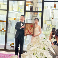 結婚証明書には、ウェディングドロップス使用。持ち込み料金無料