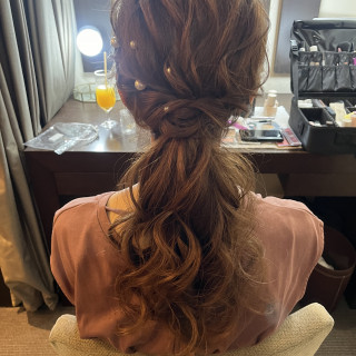 控え室でヘアメイクをしてもらった時の写真