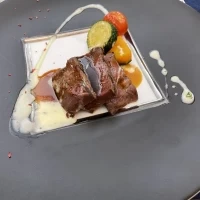 メイン