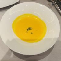 カボチャのスープ、なめらかでおいしいです。