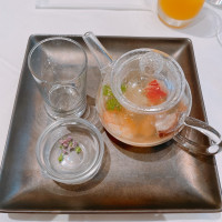 始めに出てくる真鯛のスープ