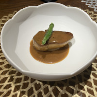 試食させていただいたフォアグラの料理です