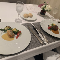 夫とお肉とお魚それぞれシェアして試食しました。