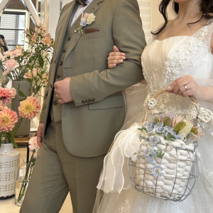衣装と装花|726535さんのララシャンスHIROSHIMA迎賓館の写真(2416198)