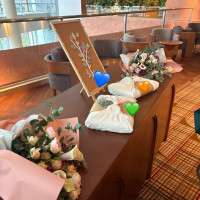 お見送りの際のロビーの様子