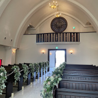 チャペル
ステンドグラス側から