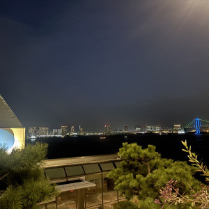 披露宴会場からテラスに出れた。|727345さんのホテル インターコンチネンタル 東京ベイの写真(2574335)