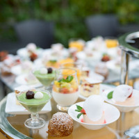 ガーデンでのデザートビュッフェ