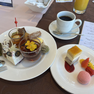 デザートビュッフェ