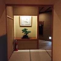 館内