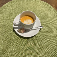 エビを使ったスープ。エビのダシがよく効いていました。