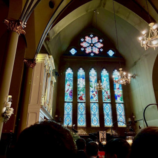 挙式会場のステンドグラス