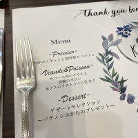デザートの説明がゲストを楽しみにさせてくれます