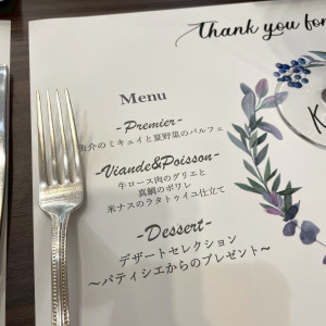 デザートの説明がゲストを楽しみにさせてくれます|728517さんのラグナヴェール 大阪（LAGUNAVEIL OSAKA）の写真(2504518)