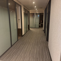レセプション前での廊下