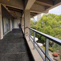 チャペル前通路