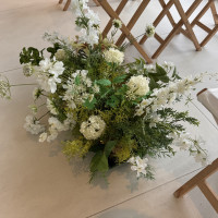 チャペルでのお花(造花)