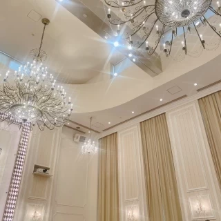 披露宴会場のシャンデリア