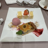 デザート＋ウェディングケーキ