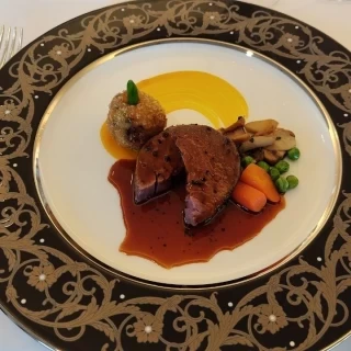お肉料理