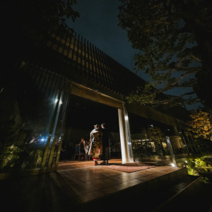 お色直しは庭園からの入場にしました。|729645さんの三瀧荘の写真(2336659)
