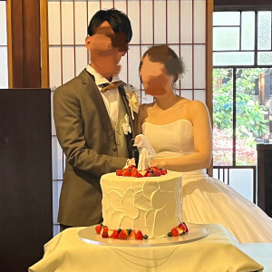 ケーキ入刀やファーストバイトしました|729693さんのHATSUNEYA GARDEN ～since1868 Kawagoe～（ハツネヤ ガーデン）の写真(2321621)