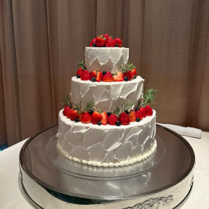 ウエディングケーキ|730390さんのストリングスホテル東京インターコンチネンタルの写真(2537628)