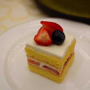 ウエディングケーキも最後いただきました|730517さんの神戸セントモルガン教会の写真(2326449)
