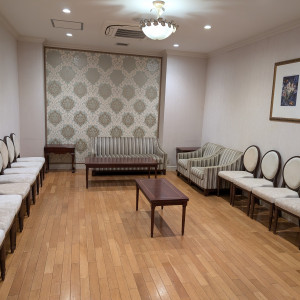 挙式会場手前にある親族控室です。|730803さんのアニヴェルセル 大宮の写真(2442243)