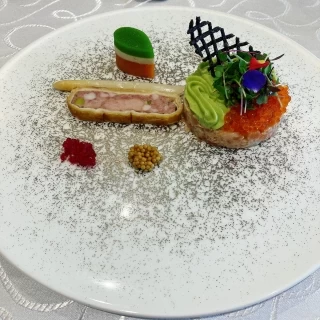 披露宴食事