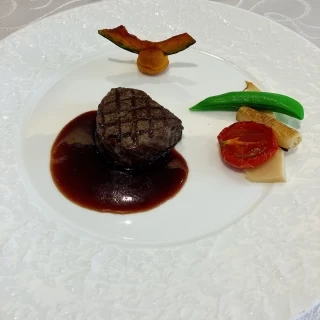 披露宴食事