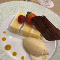デザートの盛り合わせ