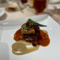 新郎新婦も参列者からも好評だったフォアグラと国産牛ステーキ