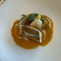 真鯛のブイヤベース。とてもボリュームがあり食べ応え満載。