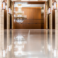 エレベーターホール　
ここで写真撮りもします