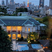 当日はホテルに宿泊。部屋からは貴賓館と東京タワーもセットで。