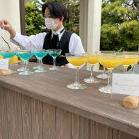 ウェルカムパーティーで、鮮やかな色のドリンクを！