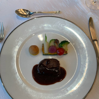 メインの肉