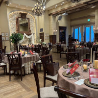 披露宴会場「カッスルクームマナー」