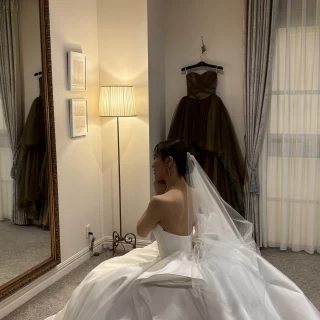 大きな鏡の控え室