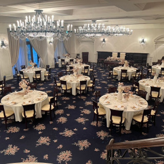 披露宴会場1
披露宴会場は2つあり、いずれかを選択できます。