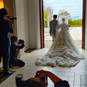 式場から外へ|731601さんのノートルダム周南/FIVESTAR WEDDINGの写真(2335025)