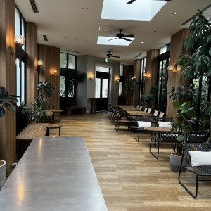 挙式待合室|731648さんのAQUA GARDEN TERRACE（アクアガーデンテラス）/テイクアンドギヴ・ニーズウェディングの写真(2335430)
